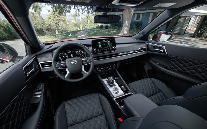 2026 Nissan Rogue Interior